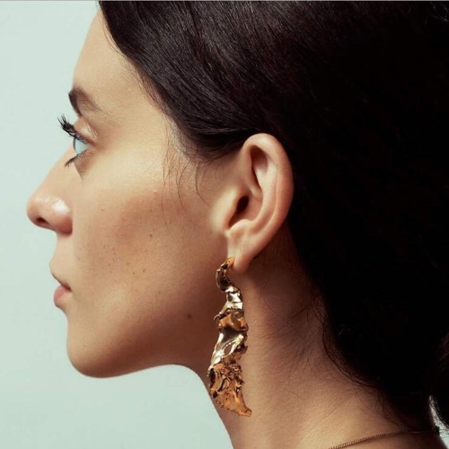 Серьги нерегулярной геометрии Eardrop из лавы для женщин и девочек Аксессуары для ушей с цинковым сплавом
Серьги нерегулярной геометрии Eardrop из лавы для женщин и девочек Аксессуары для ушей с цинковым сплавом