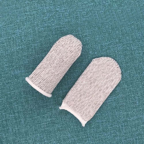 Gaming Finger Sleeve Touchscreen Thumb Sleeve Sensitive Sweat-proof Fingerprint-proof Breathable Finger Sleeve for Mobile Games 8 Pcs
Gaming Finger Sleeve Touchscreen Thumb Sleeve Sensitive Sweat-proof Fingerprint-proof Breathable Finger Sleeve for Mobile Games 8 Pcs