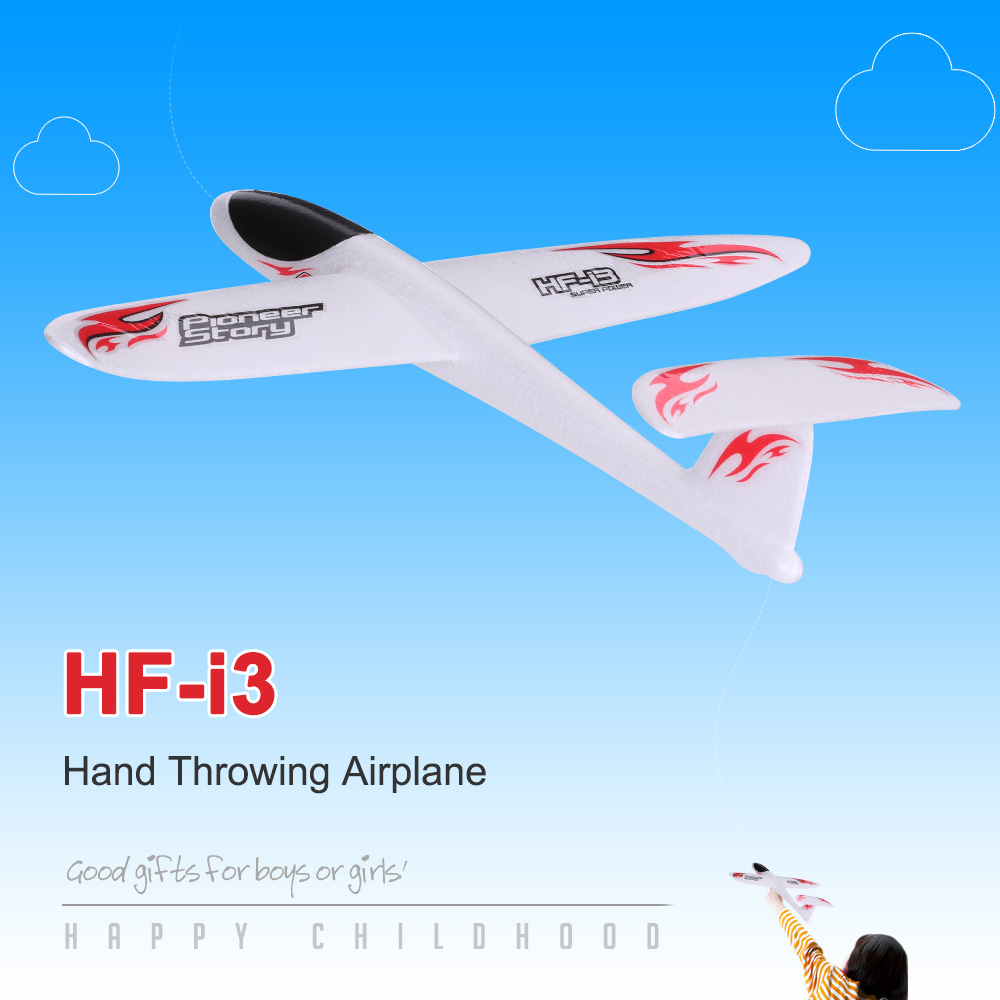 hand throwing glider