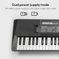 61 Keys Digital Music Electronic Keyboard Kids Multifunctional Electric Piano for Piano Student with Microphone Function Musical Instrument