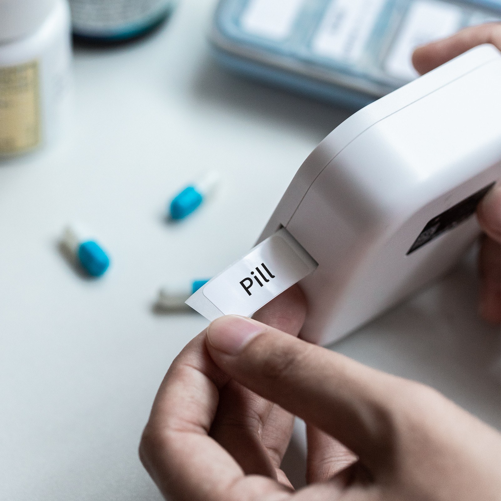 AIMO Q30 Label Maker Machine Mini Pocket Thermal Label Printer All in One  BT Connect Adhesive Tag DIY Date Journal Study Sticker Labeling Machine ...