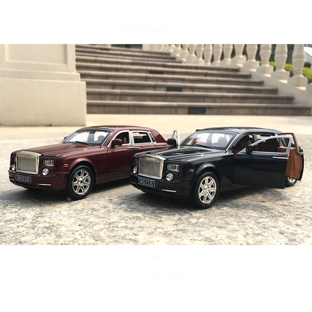 Машинки rolls royce. Машинки rolls royce. Rolls royce из картона игрушки. Комплект пластика rolls royce. Arcadia droptail rolls-royce.