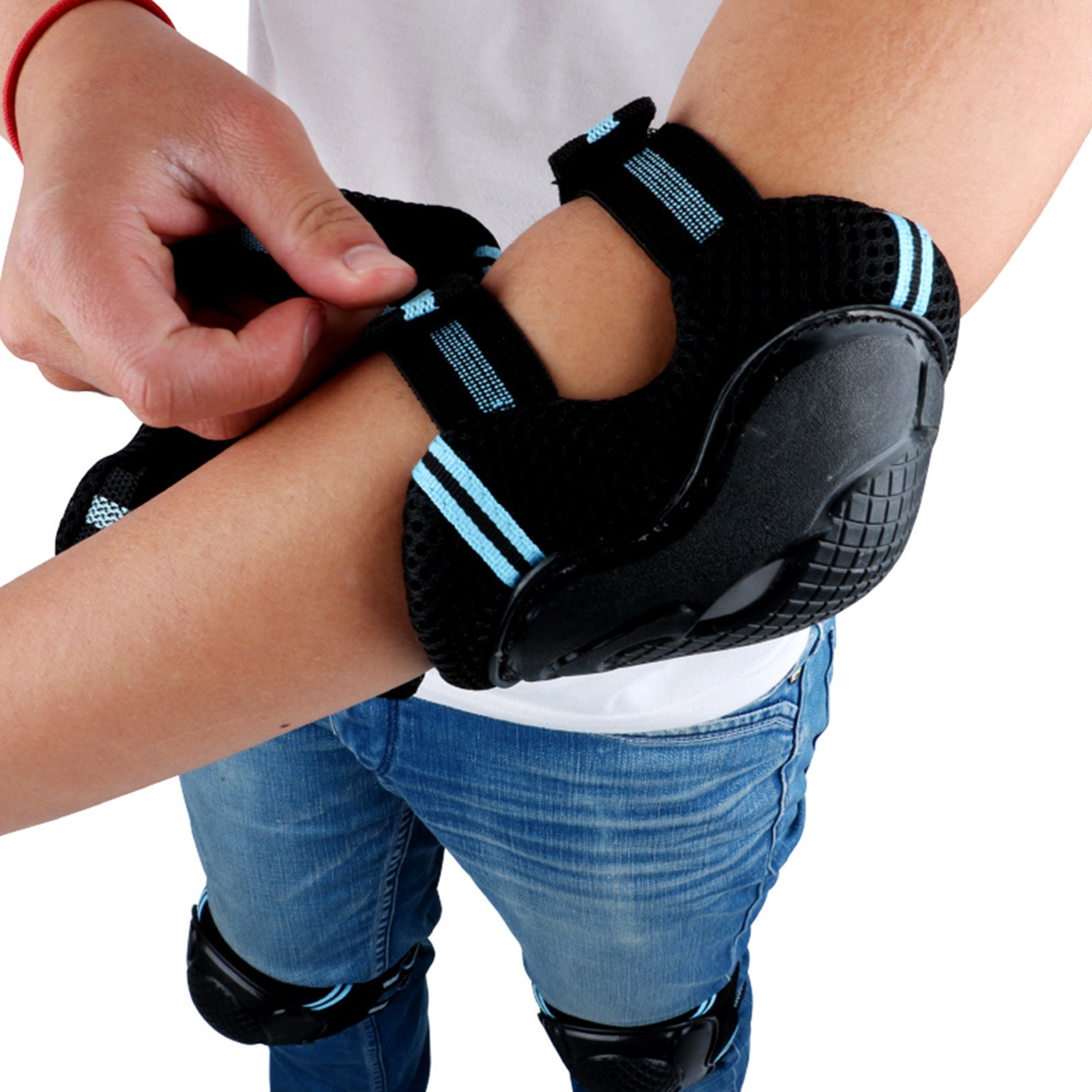 защита информации. человек под защитой. защита начинающий. комплект защиты oxelo. защита начинающий.