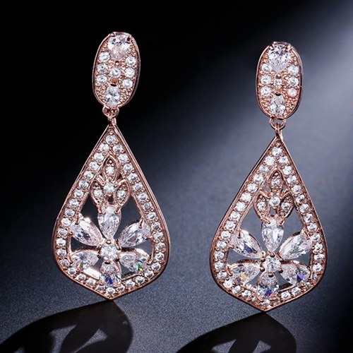 

FEEHOW new AAA zircon long earringsFEEHOW new AAA zircon long earrings