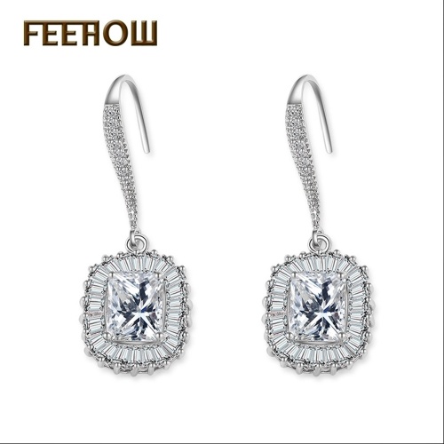 

FEEHOW heart and eight arrows square zircon earrings