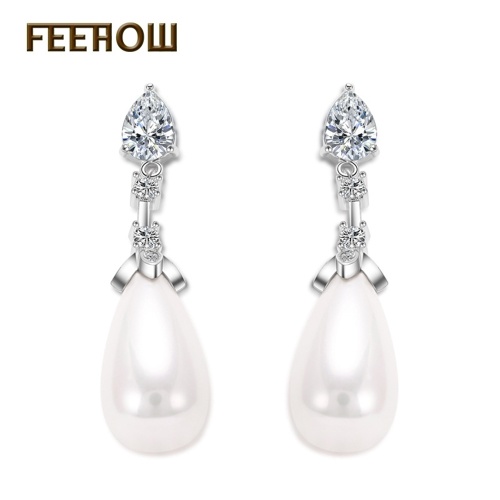 

FEEHOW Korean version of inlaid pearl earrings
