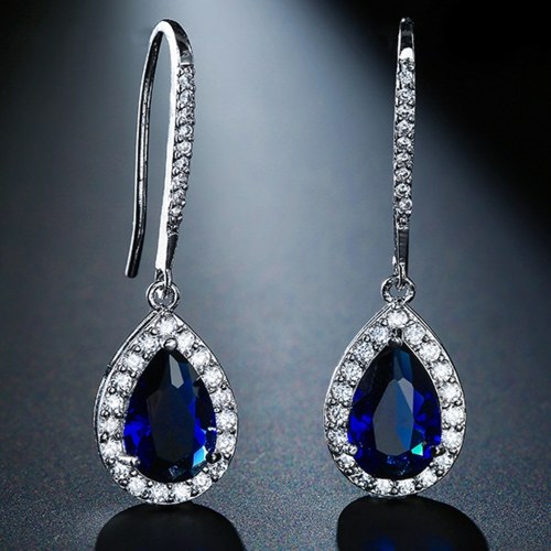 FEEHOW luxury inlaid heart and eight arrows zircon earrings