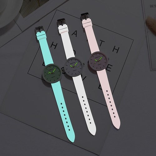 

Jane Shuo Harajuku Fashion Trend Culture Explosion Silicone Luminous Watch Korean Student Couple Silicone Illuminated Watch green