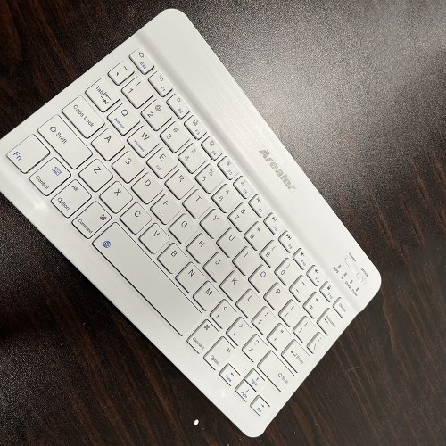 

Arealer 10-inch Wireless BT Keyboard Three-system Universal Colorful Rechargeable BT Keyboard Mobilephone Tablet Universal Keyboard White