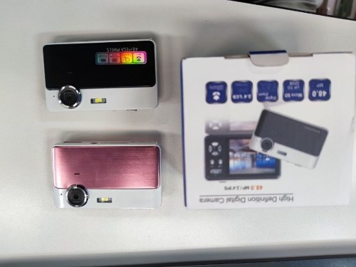 1080P Digital Camera 48MP Pocket Digital Video Camera with 32GB TF Card USB Card Reader 