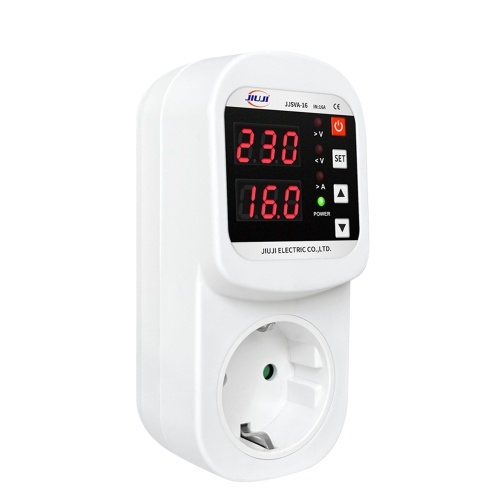 Automatic Voltage and Current Protector Socket LED Display Multifunctional Refrigerator Protecting Socket with Automatic Reset Function 