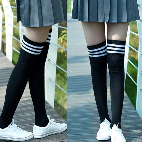

Schoolgirl Wear Knee-high Socks Leg Protector Sock