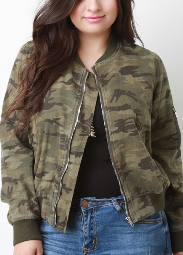 

Camouflage Baseball Zipper Front Long Sleeve Bomber Jacket