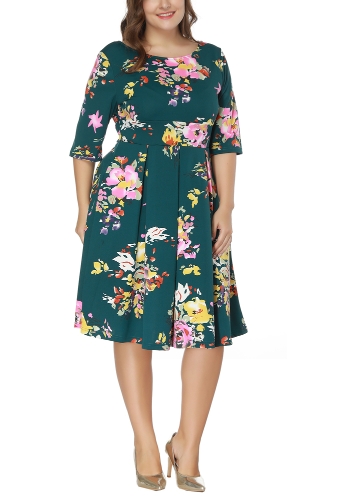 

Plus Size Floral Round Neck Half Sleeve Pleated Dress