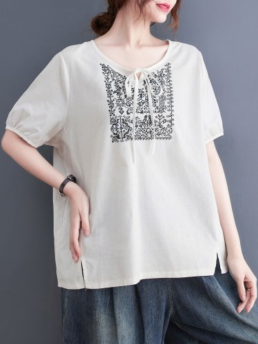 

Women Loose Blouse Embroidery Short Sleeved Plus Size Vintage Holiday T-Shirts