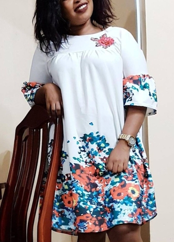 

Мода женщин над размерами Цветочные печати Мини-платье O Шея Flare Sleeve Loose Casual Dress
