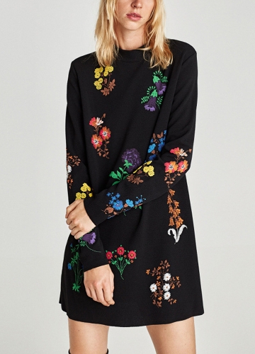 

Floral Embroidery Round Neck Long Sleeve Casual Boho Mini Dress
