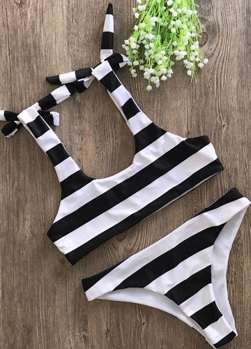 

Striped Print Bow Top Bottom Bikini Set