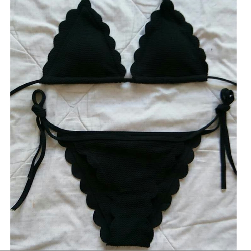 

Sexy Women Solid Scalloped Halter Bandage Strappy Swimwear Bikini Set