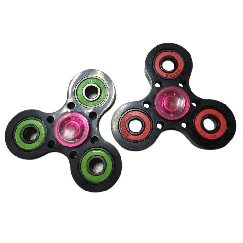 Tri Fidget Hand Finger Spinner Spin Widget Focus Toy EDC Pocket Desktoy Triangle Plastic Gift for ADHD Children Adults Relieve Stress Anxiety Boredom Killing Time