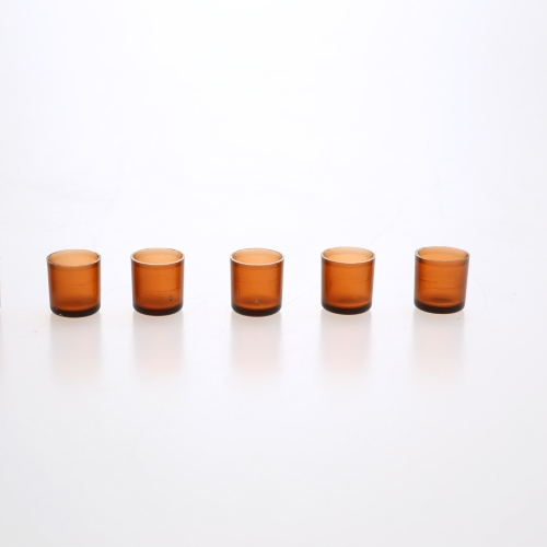 

The Tools of Beekeeping Which Contain 1pcs Queen Bee Rearing Cup Kit Box 110pcs Brown Cell Cups and 30pcs Cotrol Cages Can Be Used By Beekeepers