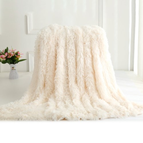 

Long Fur Throw Blanket Super Soft Long Shaggy Faux Fur