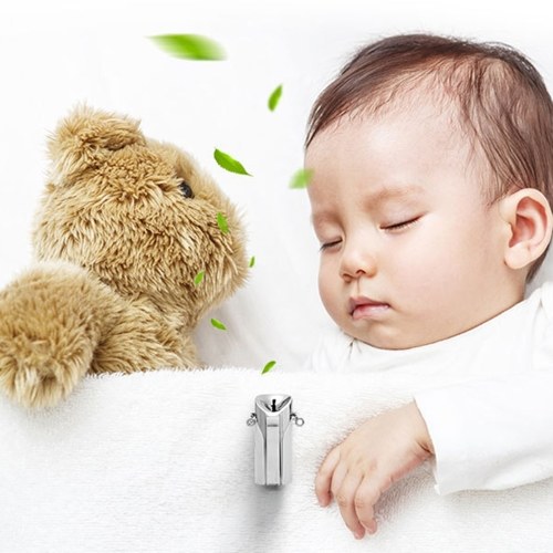 

Personal Air Purifier Necklace Portable Freshener Wearable USB Charge Sound Phonograph
