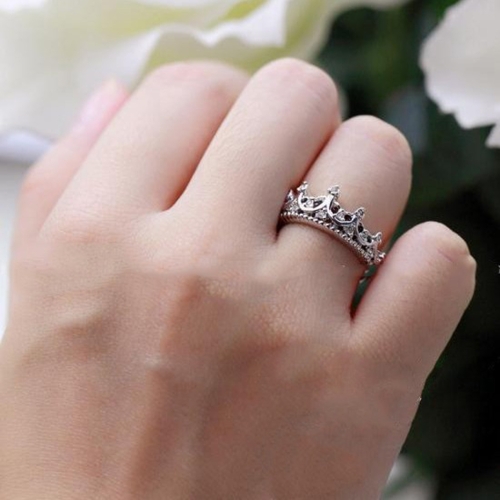 

Fashion Personality Accessory Korea Temperament Elegant Queen Crown Clear Crystals Ring for Lady Girls