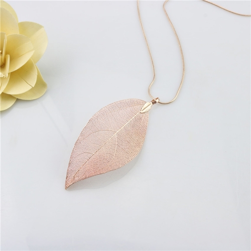 

Fashion Natural Alloy Leaf Pendant Necklace Long Sweater Chain for Women Jewelry Gift