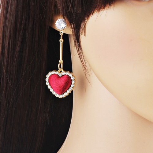 

Fashion Retro Velvet Plaid Love Heart Diamond Long Pendant Earrings Ear Ornament Accessory