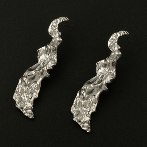 

Irregular Geometry Earrings Eardrop of Lava Style for Women and Girls Ear Accessories with Zinc Alloy