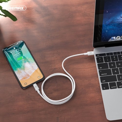 

Remax RC-135L USB-C to Lightning Cable 18W PD Fast Charging Cord with Data Transfer Compatible with iOS White