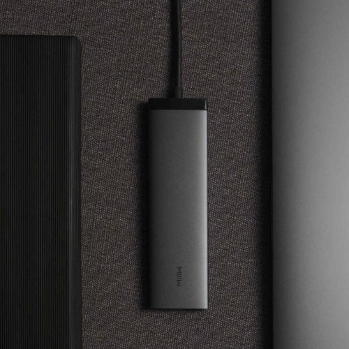 

Xiaomi Youpin MIIIW 7-in-1 Type-C Adapter Portable Connection Converter Drive-free 3 USB3.0 Ports 4K High Definition Output File Transfer Tool