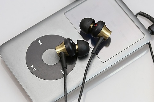 

SONY MDR-EX650AP In-Ear Earphones