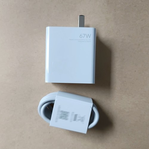 

Xiaomi 67W Fast Charger и 6A USB Type C кабель для зарядки