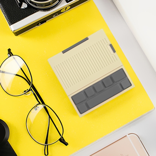 

Портативный Power Bank сбрасывает напряжение Vintage Keyboard Внешняя телефонная зарядка для iPhone и более красная