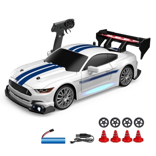 

2.4GHz Remote Control Drift Car 1:24 30KM/H 4WD Vehicle with With Front Lights Bottom Lights Tail Wing Lights/ Replaceable Wheels