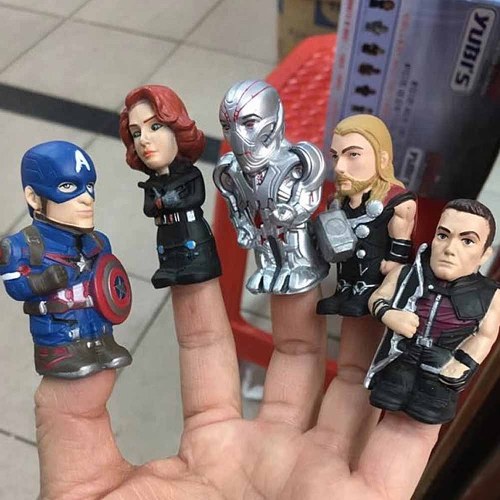 10Pcsアベンジャーズグッズフィギュアおもちゃ映画アクションフィギュアマーベルファンギフト