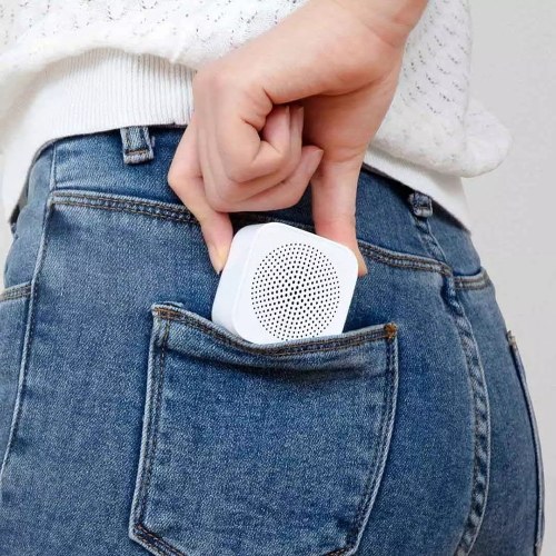 

Xiaomi Xiaoai Portable Wireless BT5.0 Speaker Stereo Sound with Microphone Handsfree Call (Round)