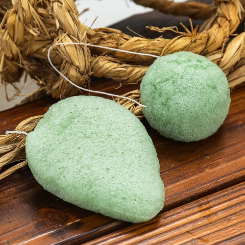 

Water Droplet Shaped Half Round Natural Konjac Face Wash Suit