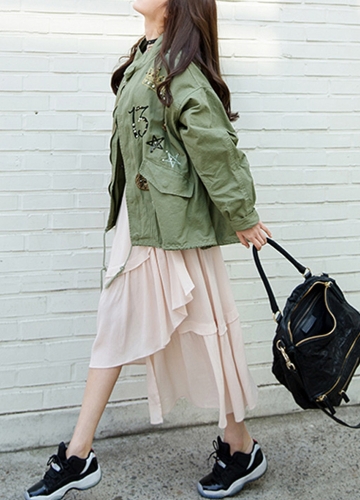 

Мода женские заклепки патчи вышивки рукава Drawstring Loose Верхняя одежда