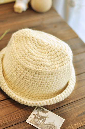 

Cute Sweet Women Children Warm Hat Knitted Cap White